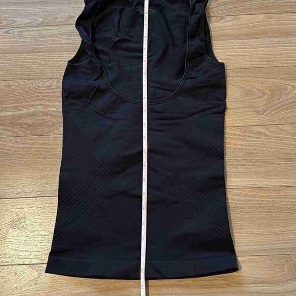 Black Shapeweartop Size Medium - Picture 3 of 4